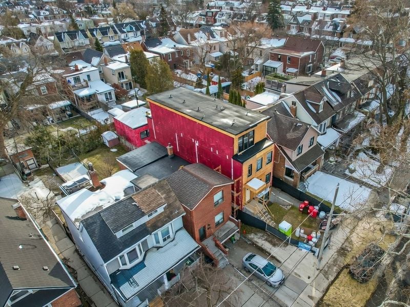 Aerial view of multiplex with GlasRoc sheathing among neighbouring homes in Toronto