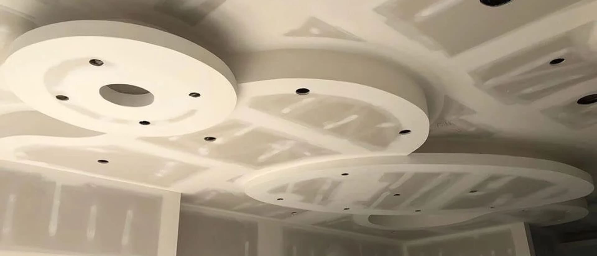 Smooth finished walls ready for paint